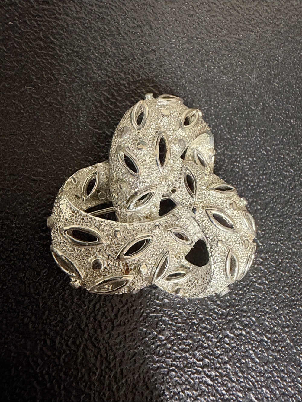 Chunky Silver-Tone Knot Leaf Motif Statement Brooch Elegant